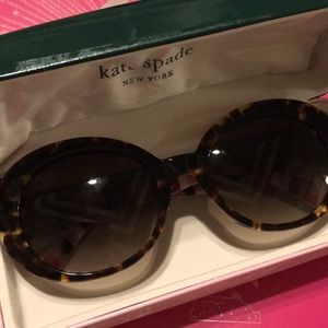Kate Spade Sunglasses 🕶 NEW!NEVER WORN!